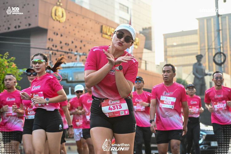 Race photo from Smartfren Run 2025 