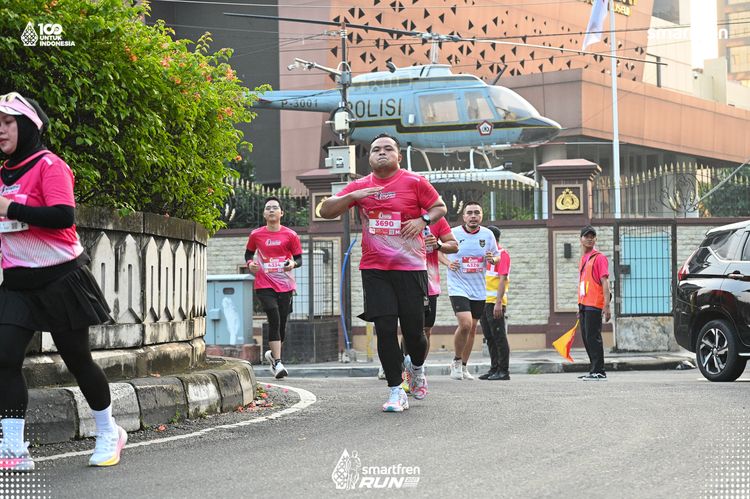 Race photo from Smartfren Run 2025 