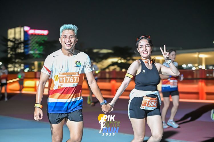 Race photo from PIK NITE RUN 2025