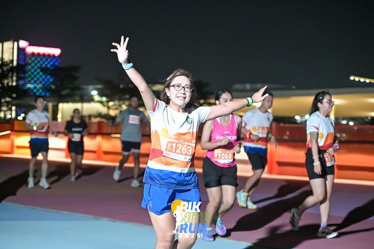 Race photo from PIK NITE RUN 2025