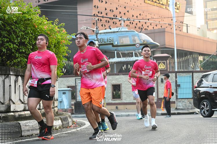 Race photo from Smartfren Run 2025 