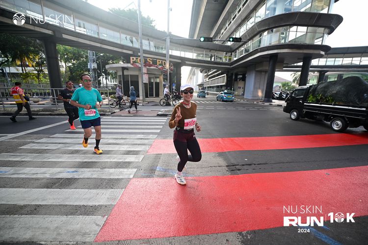 Race photo from Nu Skin Run 10K