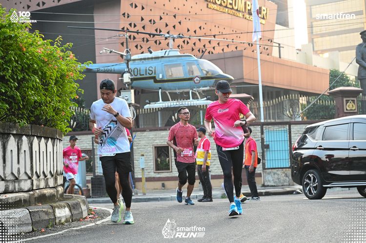 Race photo from Smartfren Run 2025 