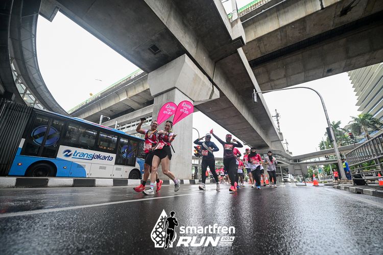Race photo from Smartfren Run 2024