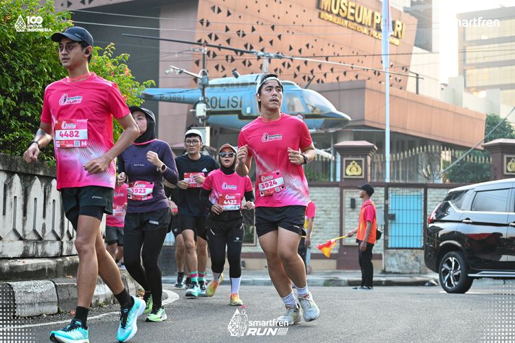 Race photo from Smartfren Run 2025 
