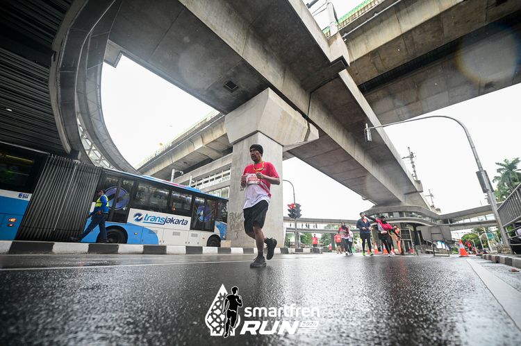 Race photo from Smartfren Run 2024