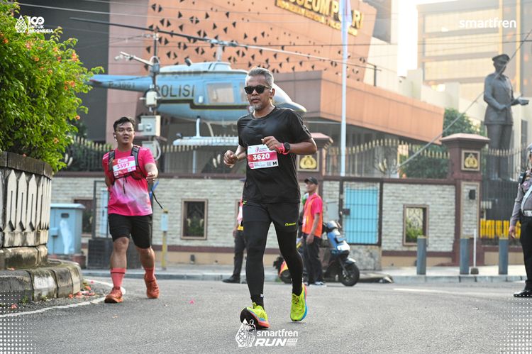 Race photo from Smartfren Run 2025 