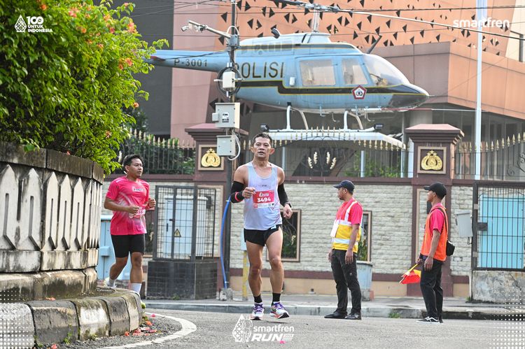 Race photo from Smartfren Run 2025 