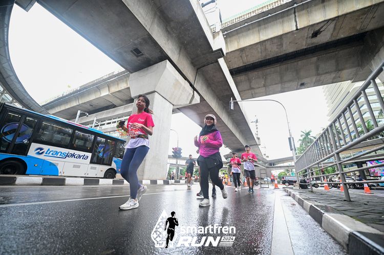 Race photo from Smartfren Run 2024