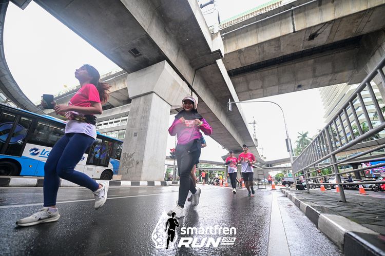 Race photo from Smartfren Run 2024