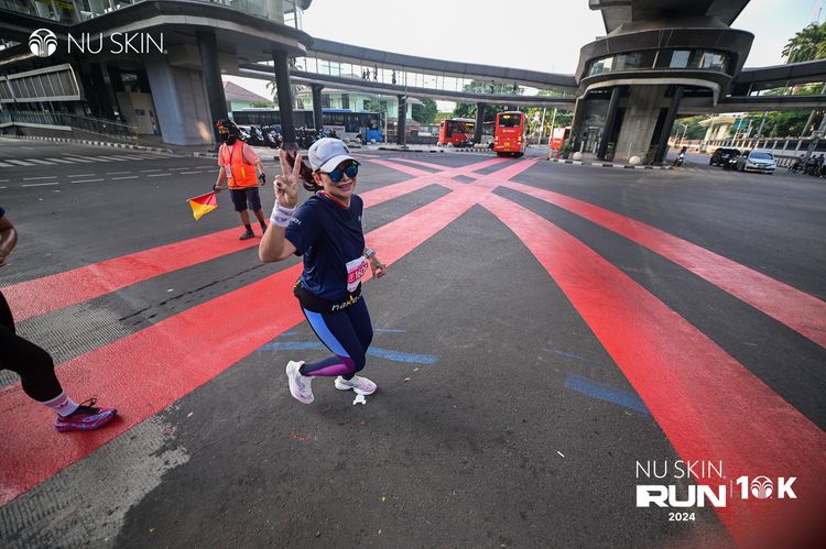 Race photo from Nu Skin Run 10K
