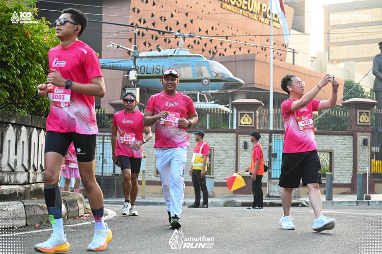 Race photo from Smartfren Run 2025 