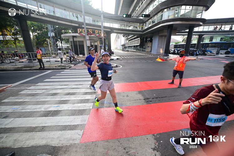 Race photo from Nu Skin Run 10K