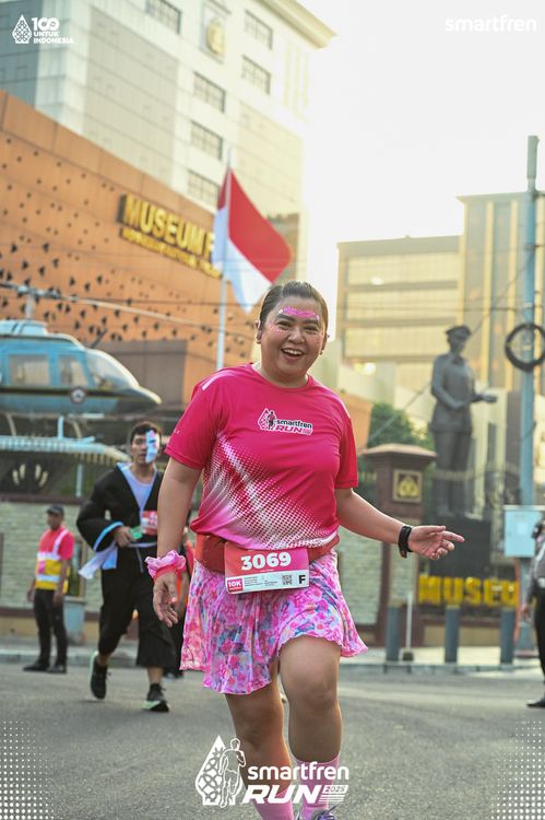 Race photo from Smartfren Run 2025 