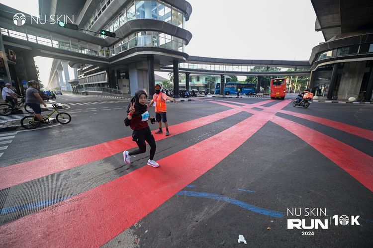 Race photo from Nu Skin Run 10K