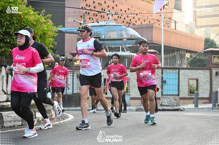 Race photo from Smartfren Run 2025 