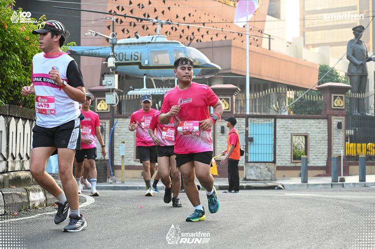 Race photo from Smartfren Run 2025 