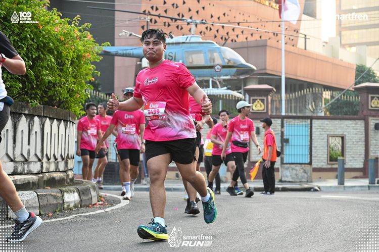 Race photo from Smartfren Run 2025 