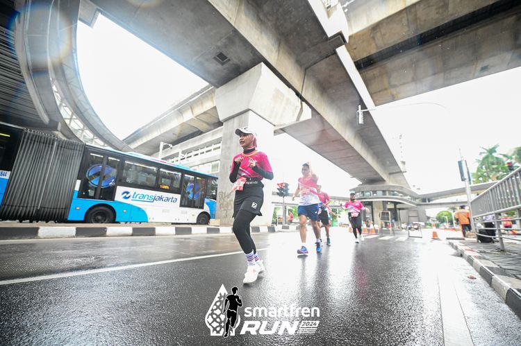Race photo from Smartfren Run 2024