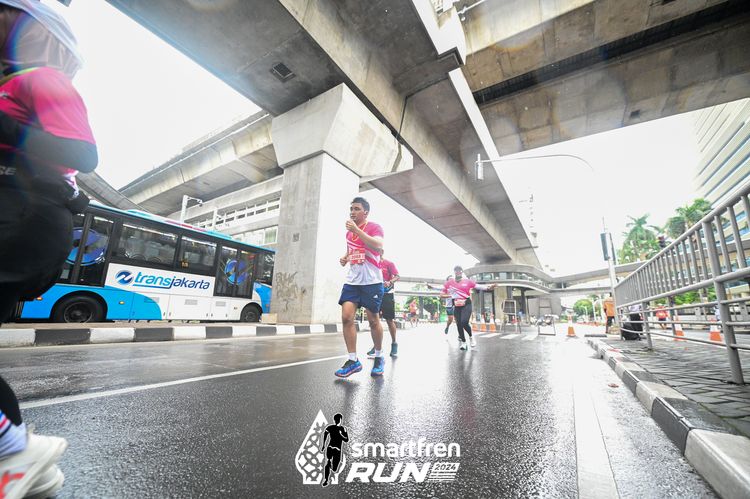Race photo from Smartfren Run 2024