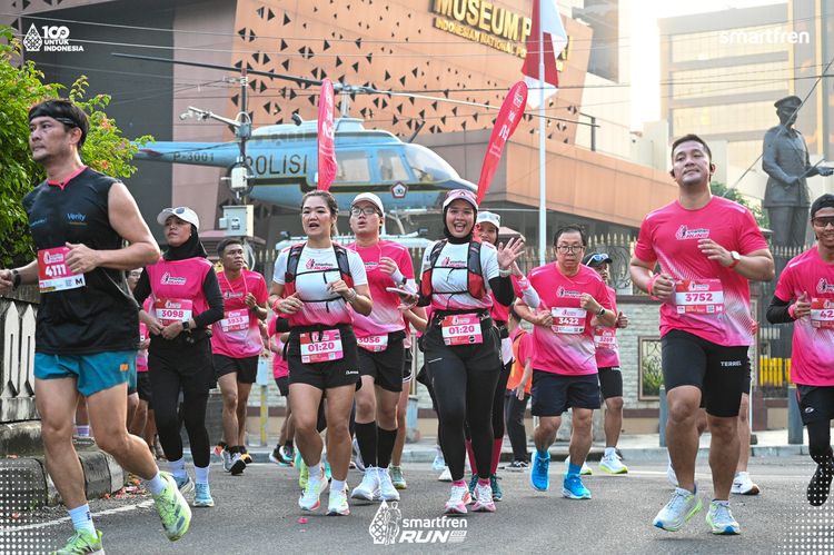Race photo from Smartfren Run 2025 