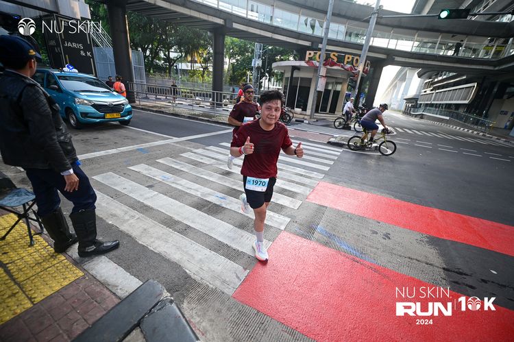 Race photo from Nu Skin Run 10K