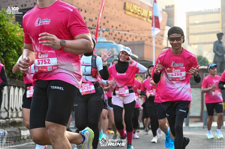 Race photo from Smartfren Run 2025 