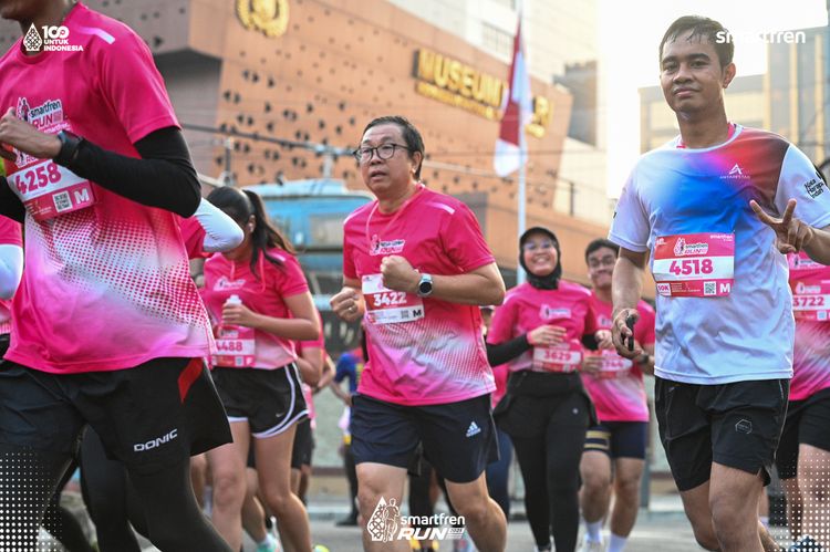 Race photo from Smartfren Run 2025 