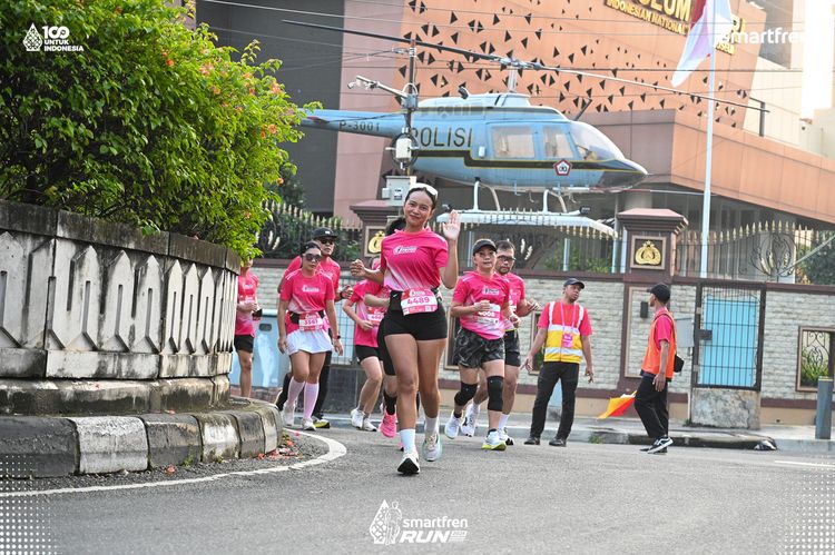 Race photo from Smartfren Run 2025 