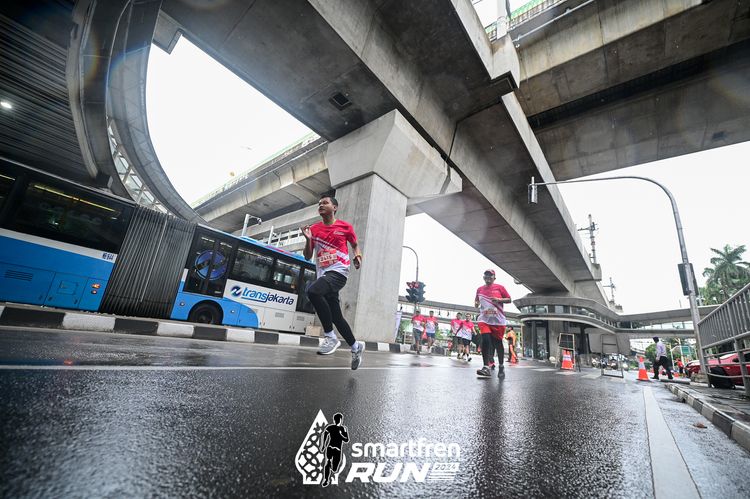 Race photo from Smartfren Run 2024