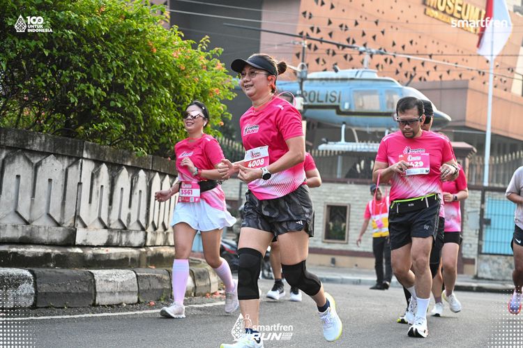 Race photo from Smartfren Run 2025 