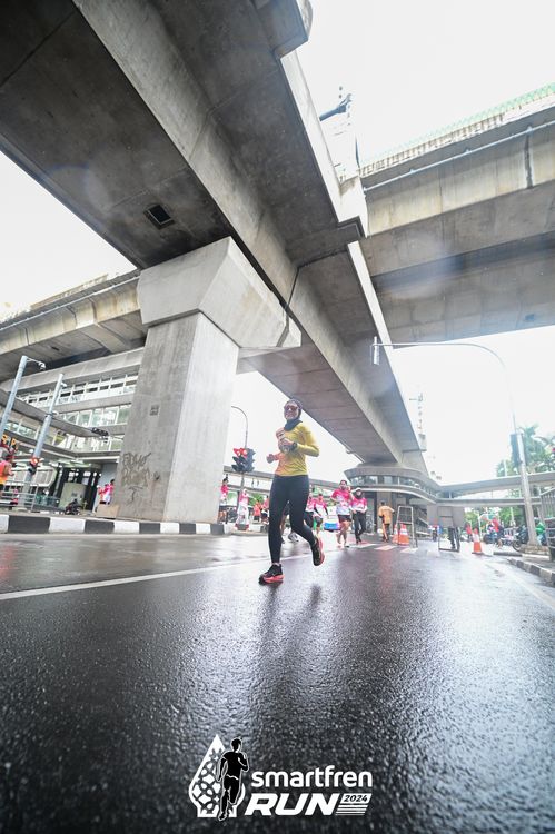 Race photo from Smartfren Run 2024