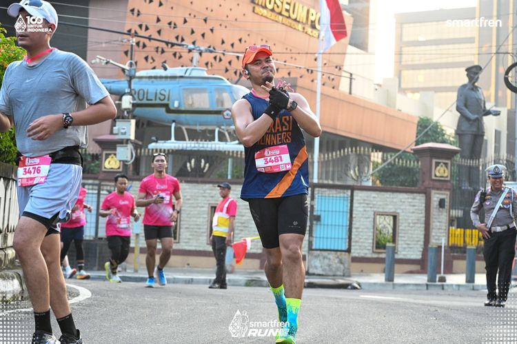Race photo from Smartfren Run 2025 