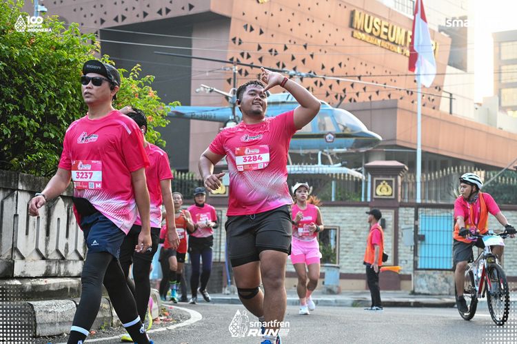 Race photo from Smartfren Run 2025 