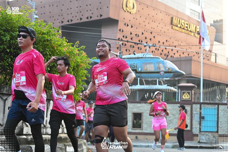 Race photo from Smartfren Run 2025 