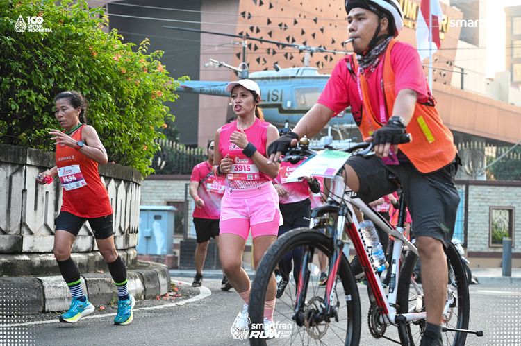 Race photo from Smartfren Run 2025 
