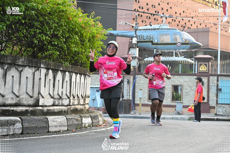 Race photo from Smartfren Run 2025 
