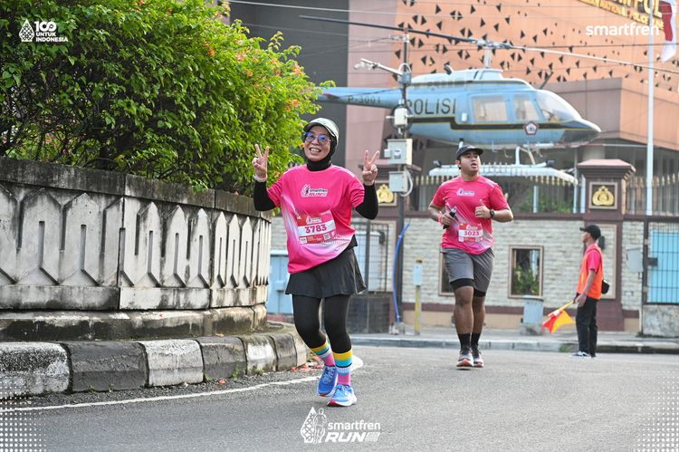 Race photo from Smartfren Run 2025 