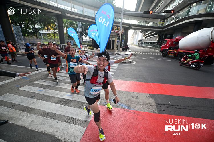 Race photo from Nu Skin Run 10K