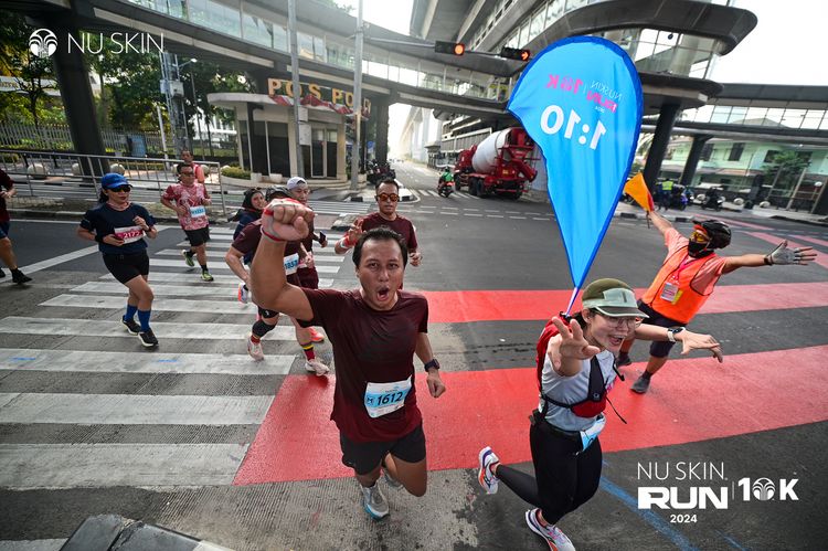 Race photo from Nu Skin Run 10K