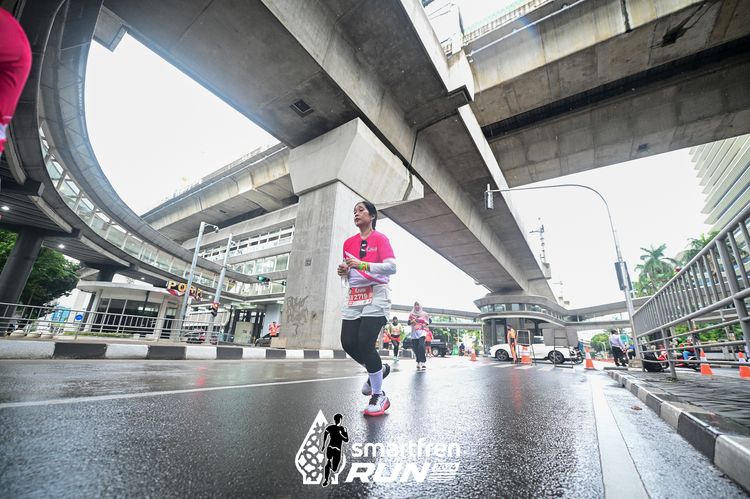 Race photo from Smartfren Run 2024