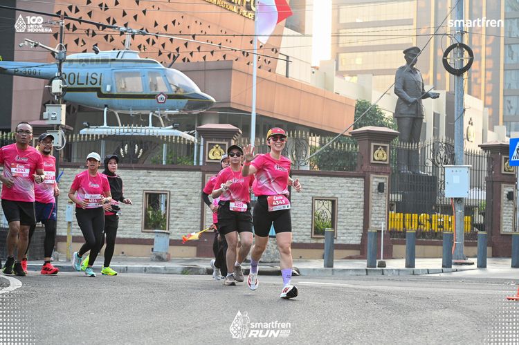 Race photo from Smartfren Run 2025 