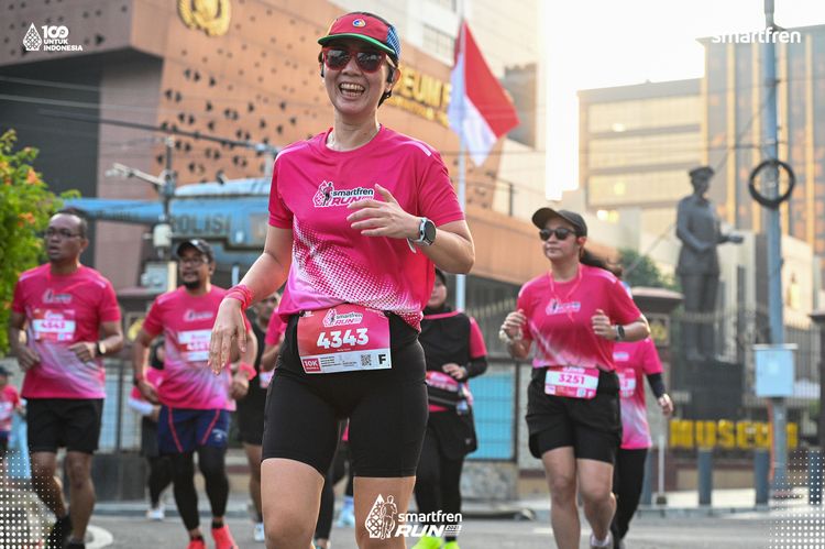 Race photo from Smartfren Run 2025 
