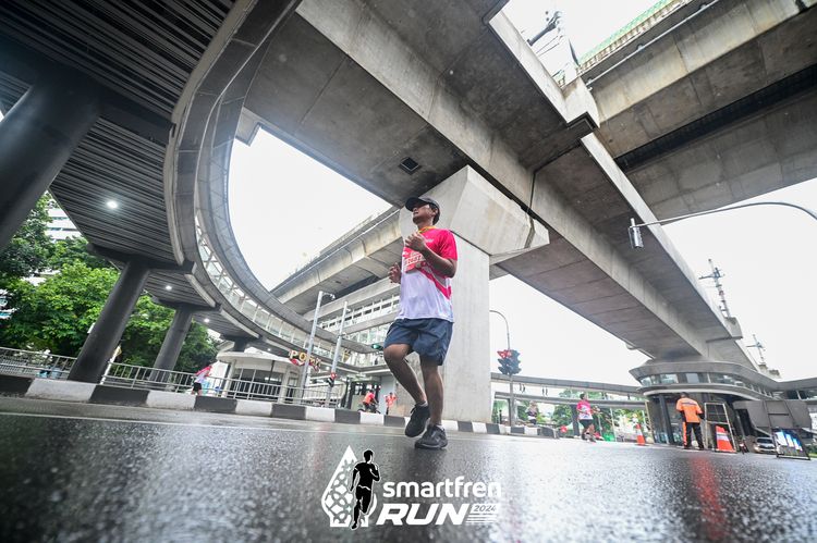 Race photo from Smartfren Run 2024