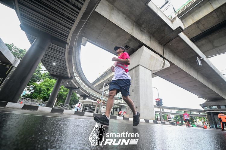 Race photo from Smartfren Run 2024