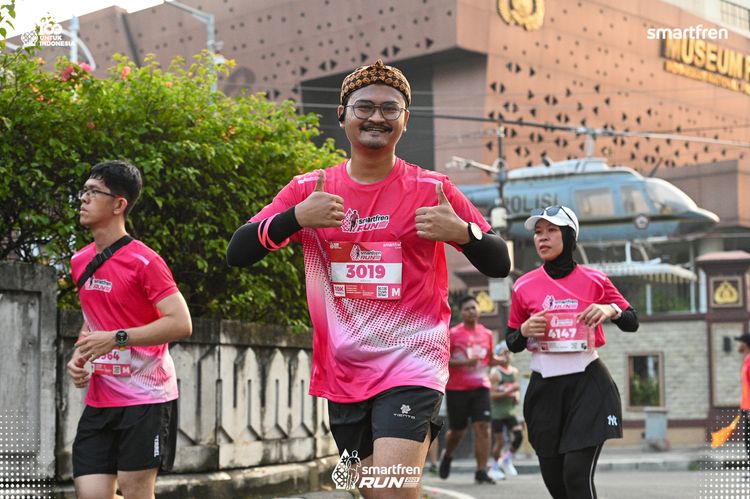 Race photo from Smartfren Run 2025 