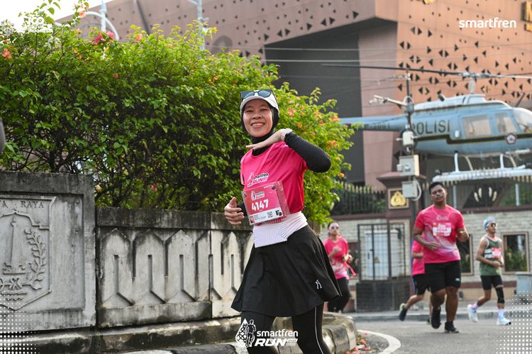 Race photo from Smartfren Run 2025 