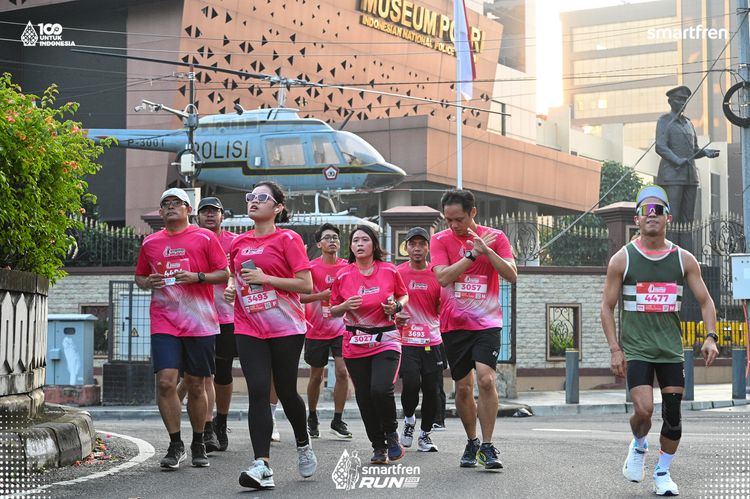 Race photo from Smartfren Run 2025 