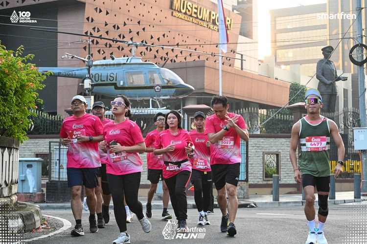 Race photo from Smartfren Run 2025 
