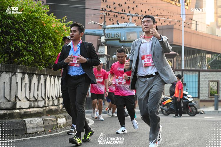 Race photo from Smartfren Run 2025 